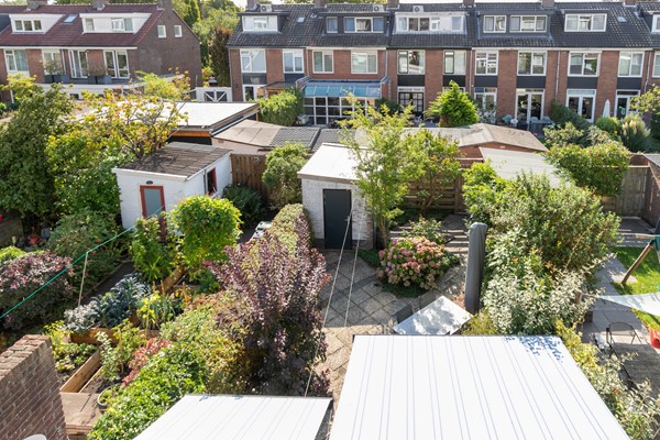 Medium property photo - Anna van Saksenstraat 16, 2351 RL Leiderdorp